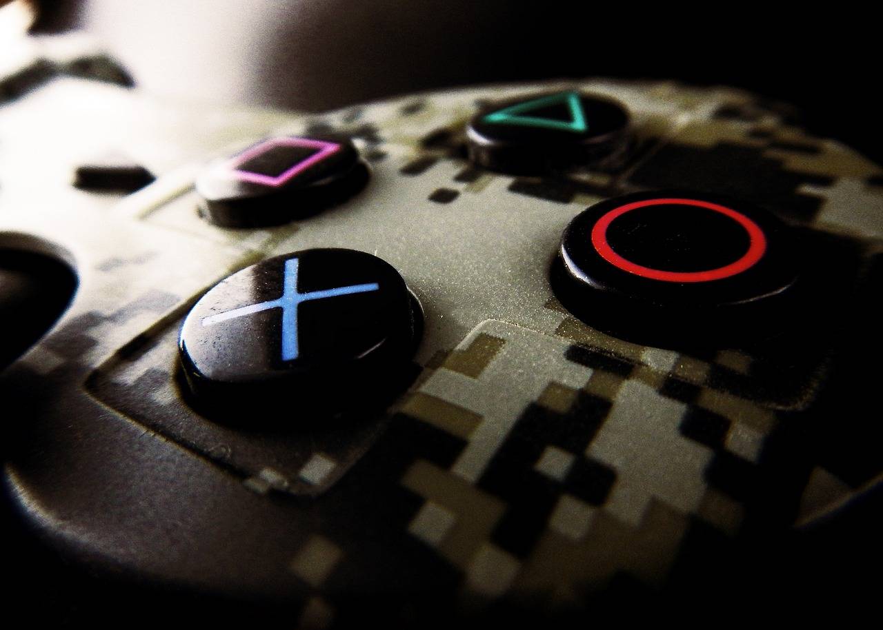 control 2679227 1280